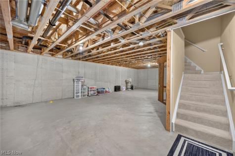 7390 Forest Cove Lane Northfield OH 44067