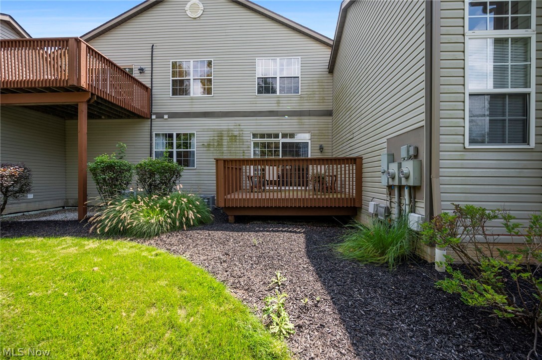 7390 Forest Cove Lane Northfield OH 44067