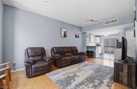2055 E 36th Street Cleveland OH 44115