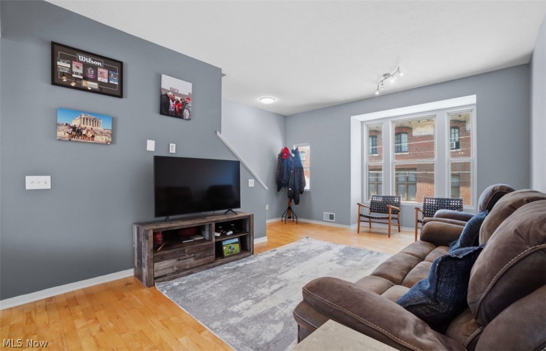 2055 E 36th Street Cleveland OH 44115
