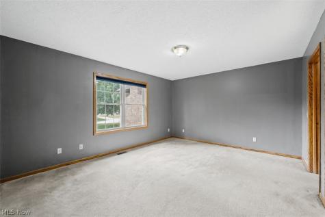 344 Greenbriar Drive Ravenna OH 44266