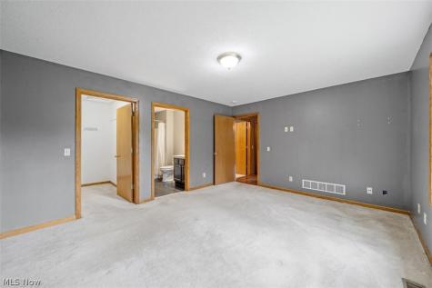 344 Greenbriar Drive Ravenna OH 44266