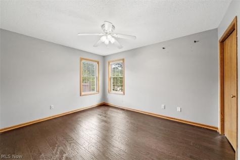 344 Greenbriar Drive Ravenna OH 44266