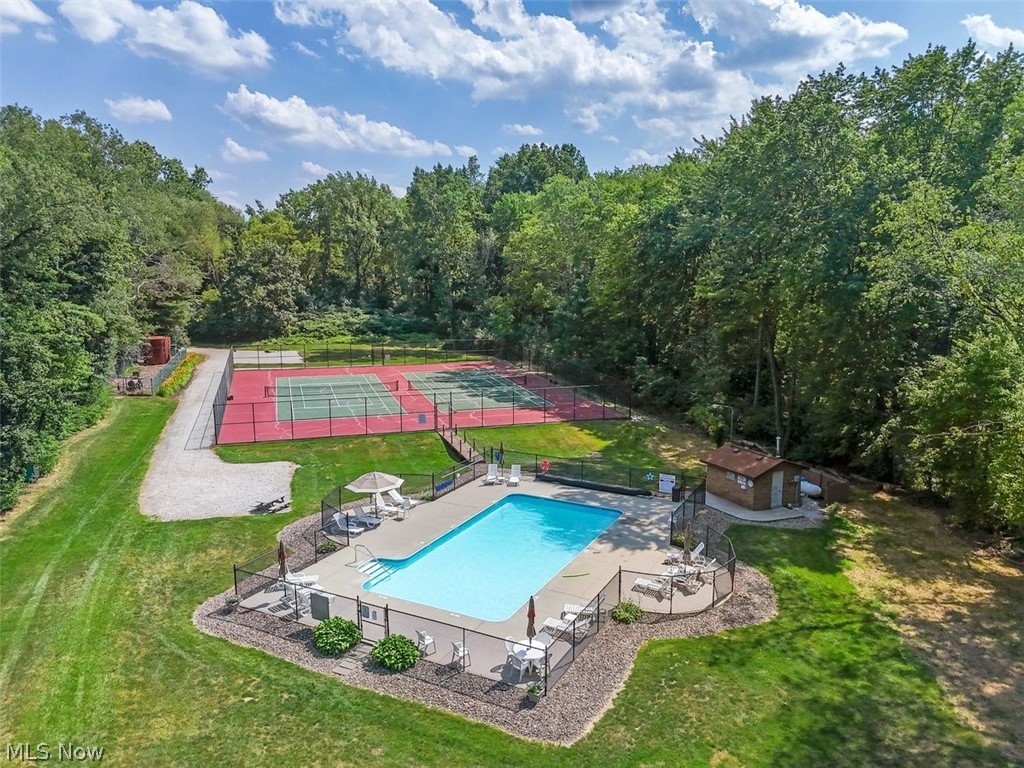 344 Greenbriar Drive Ravenna OH 44266