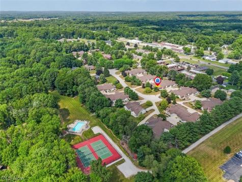 344 Greenbriar Drive Ravenna OH 44266