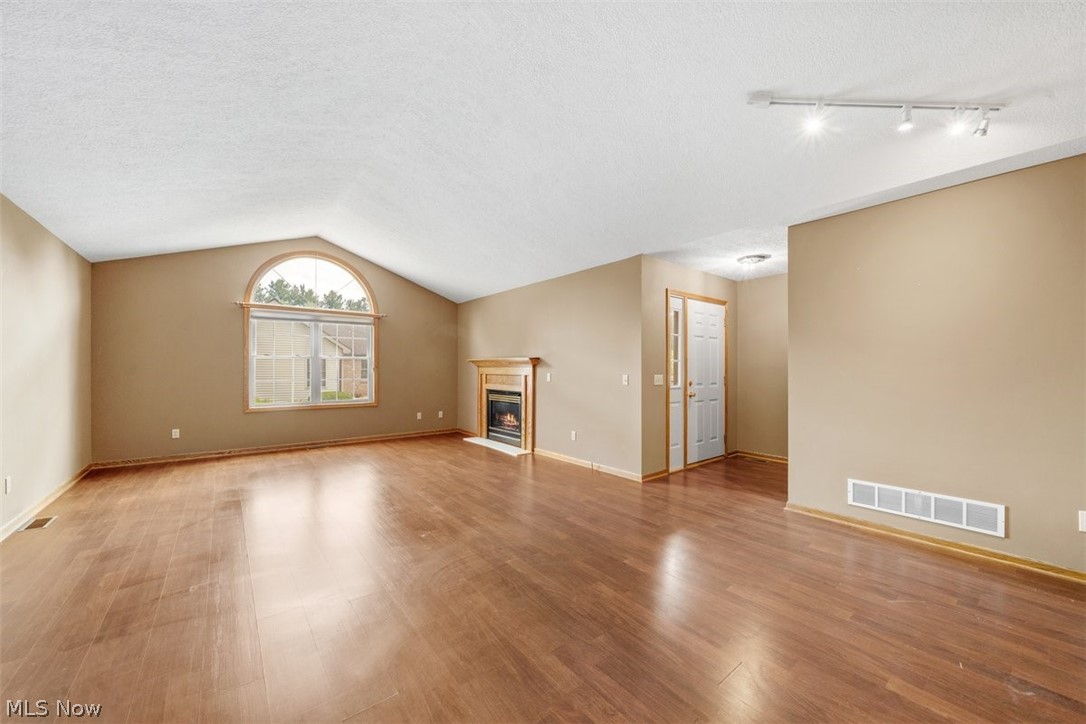 344 Greenbriar Drive Ravenna OH 44266