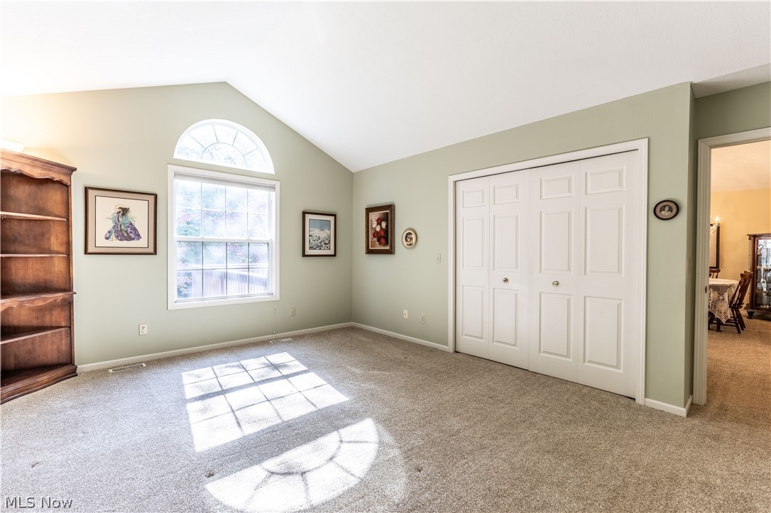 3852 Woodbury Oval Stow OH 44224