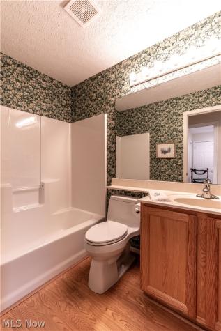 3852 Woodbury Oval Stow OH 44224