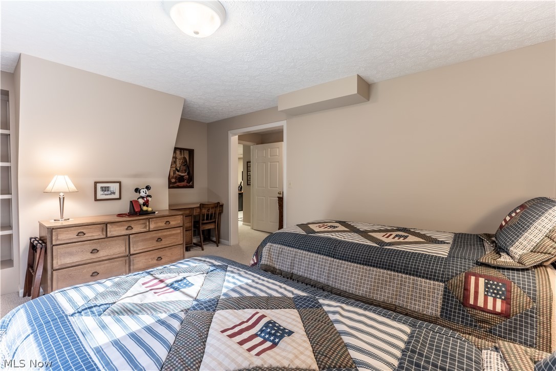 3852 Woodbury Oval Stow OH 44224