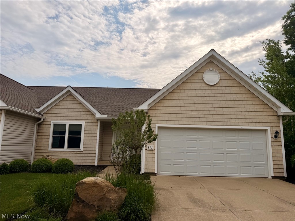 897 Stonewater Drive Kent OH 44240