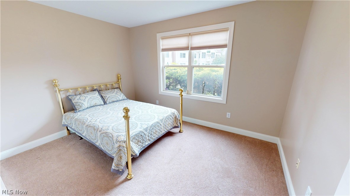 897 Stonewater Drive Kent OH 44240
