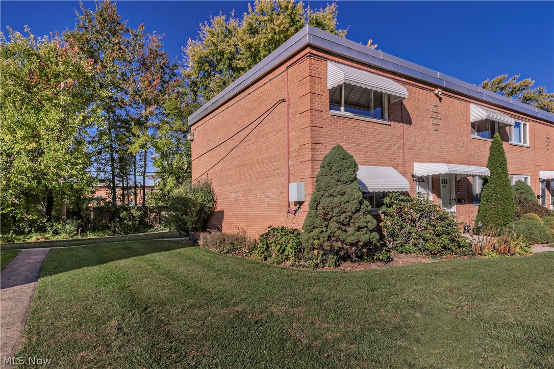 1532 Severn Lane Wickliffe OH 44092