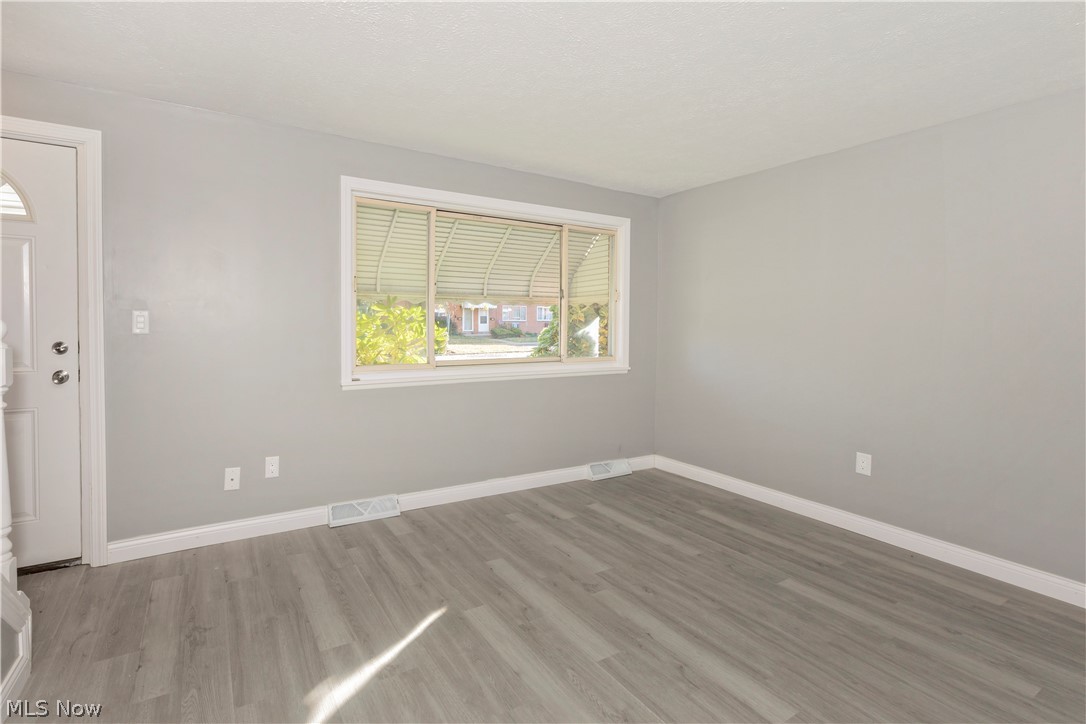 1532 Severn Lane Wickliffe OH 44092
