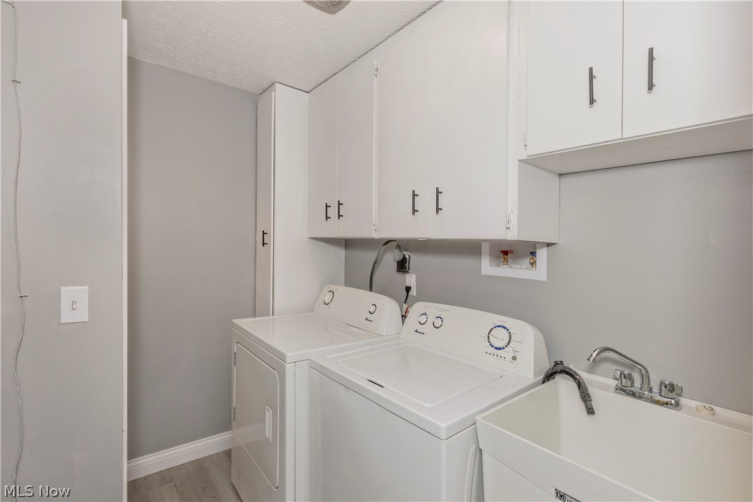 1532 Severn Lane Wickliffe OH 44092