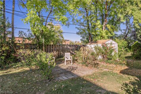 1532 Severn Lane Wickliffe OH 44092