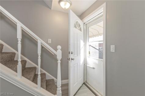 1532 Severn Lane Wickliffe OH 44092