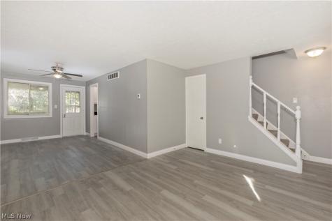1532 Severn Lane Wickliffe OH 44092
