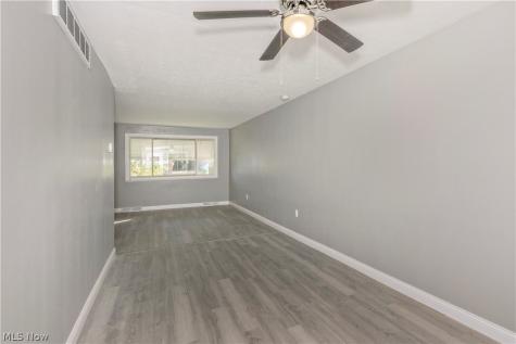1532 Severn Lane Wickliffe OH 44092