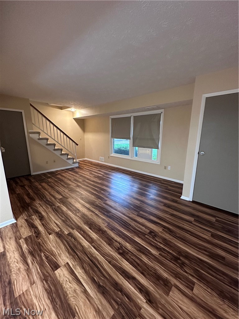2802 Ivy Hill Circle Cortland OH 44410