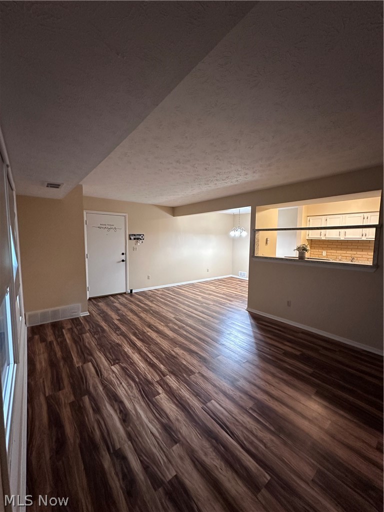 2802 Ivy Hill Circle Cortland OH 44410