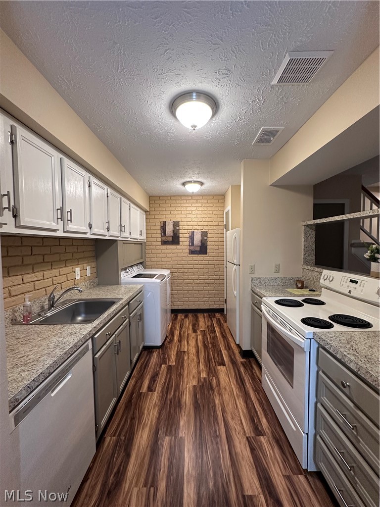 2802 Ivy Hill Circle Cortland OH 44410