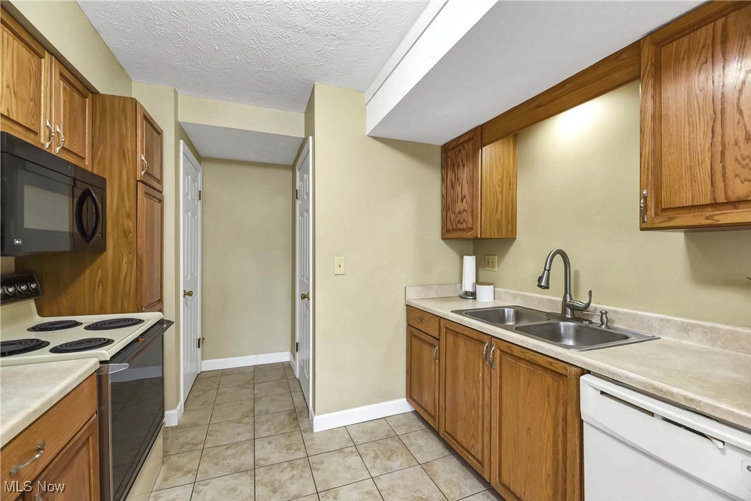 22236 River Walk Road Rocky River OH 44116