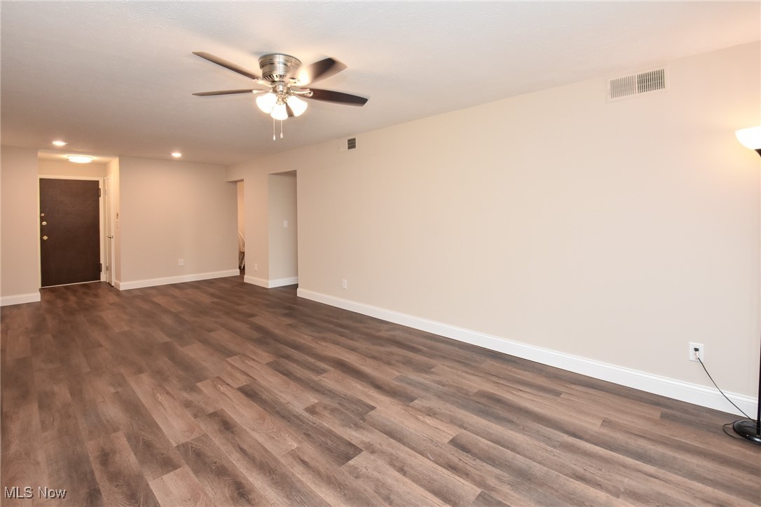 4187 Columbia Road North Olmsted OH 44070