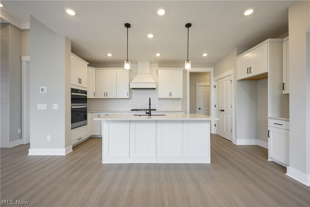 769 Rock Harbor Avon Lake OH 44012