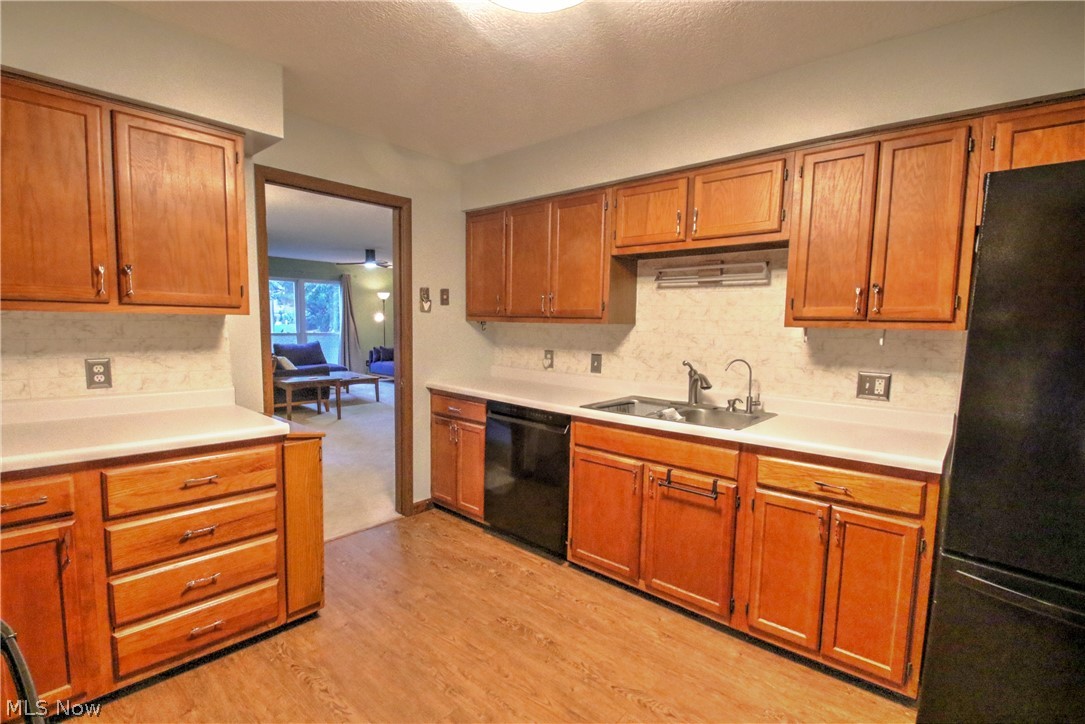 1418 Easthill Square NE Canton OH 44714