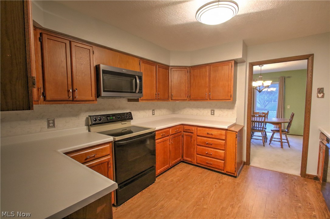 1418 Easthill Square NE Canton OH 44714