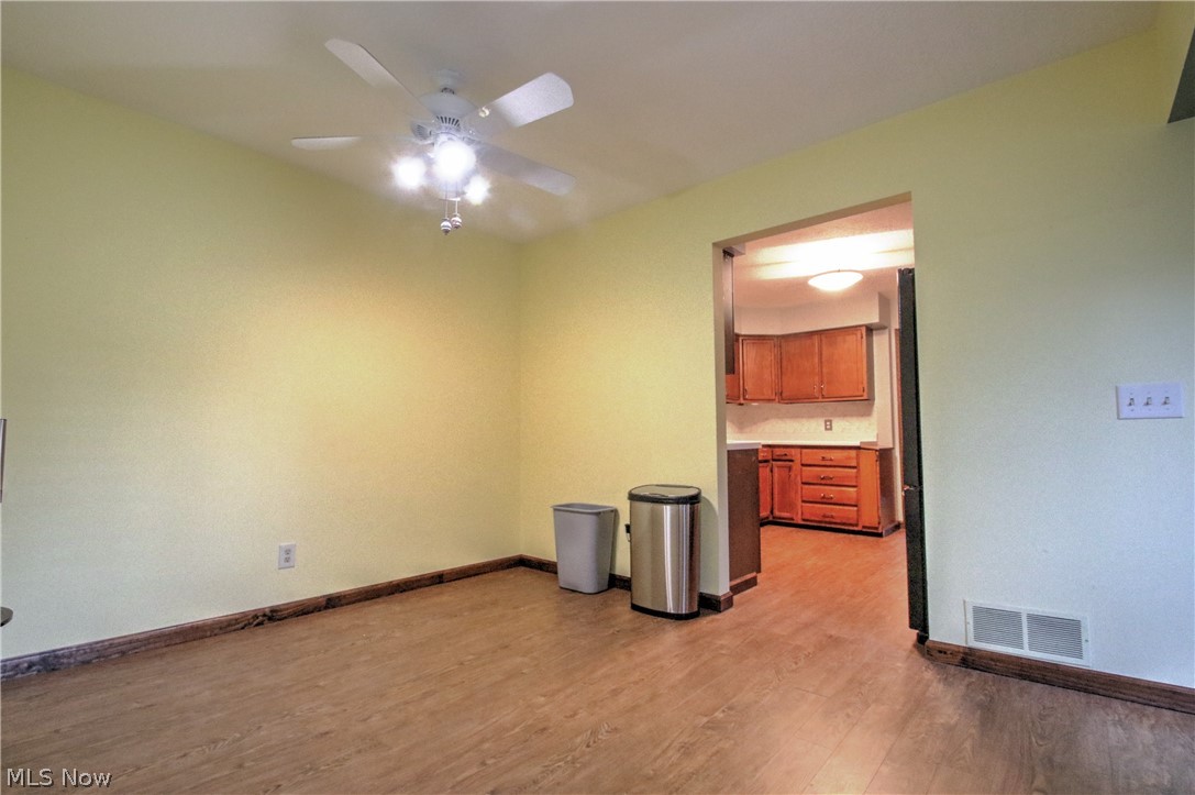 1418 Easthill Square NE Canton OH 44714