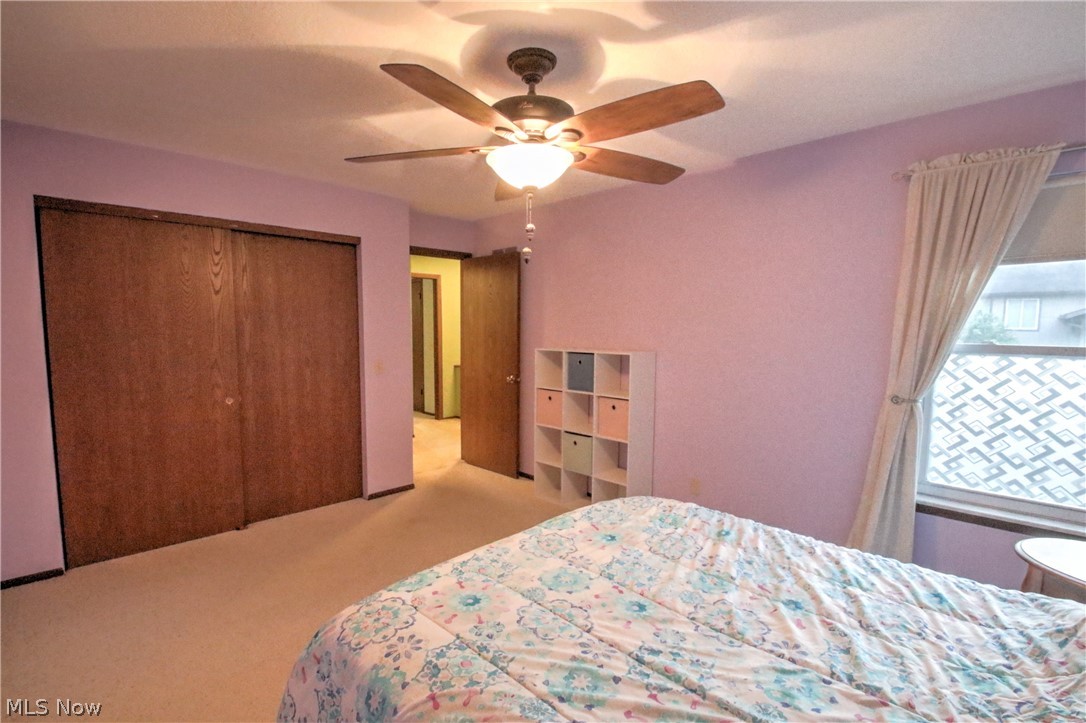 1418 Easthill Square NE Canton OH 44714