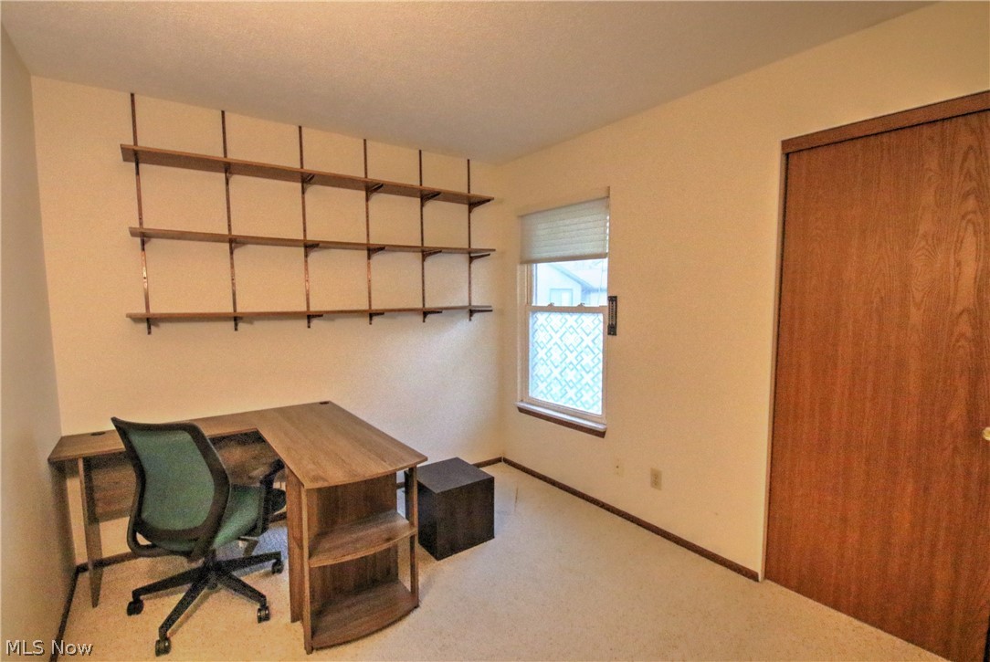 1418 Easthill Square NE Canton OH 44714