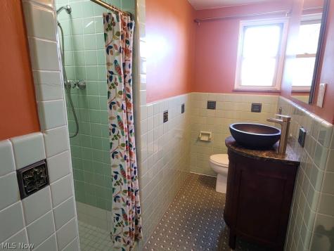 13800 Shaker Boulevard Cleveland OH 44120