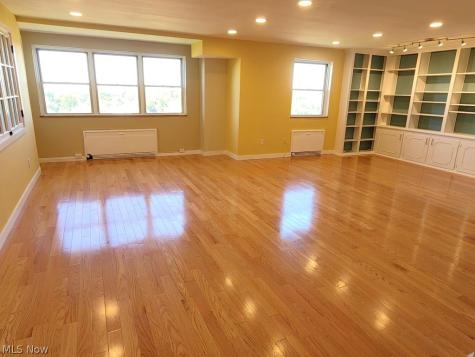 13800 Shaker Boulevard Cleveland OH 44120