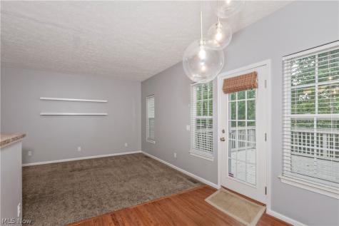 1344 Wellingshire Circle Cuyahoga Falls OH 44221