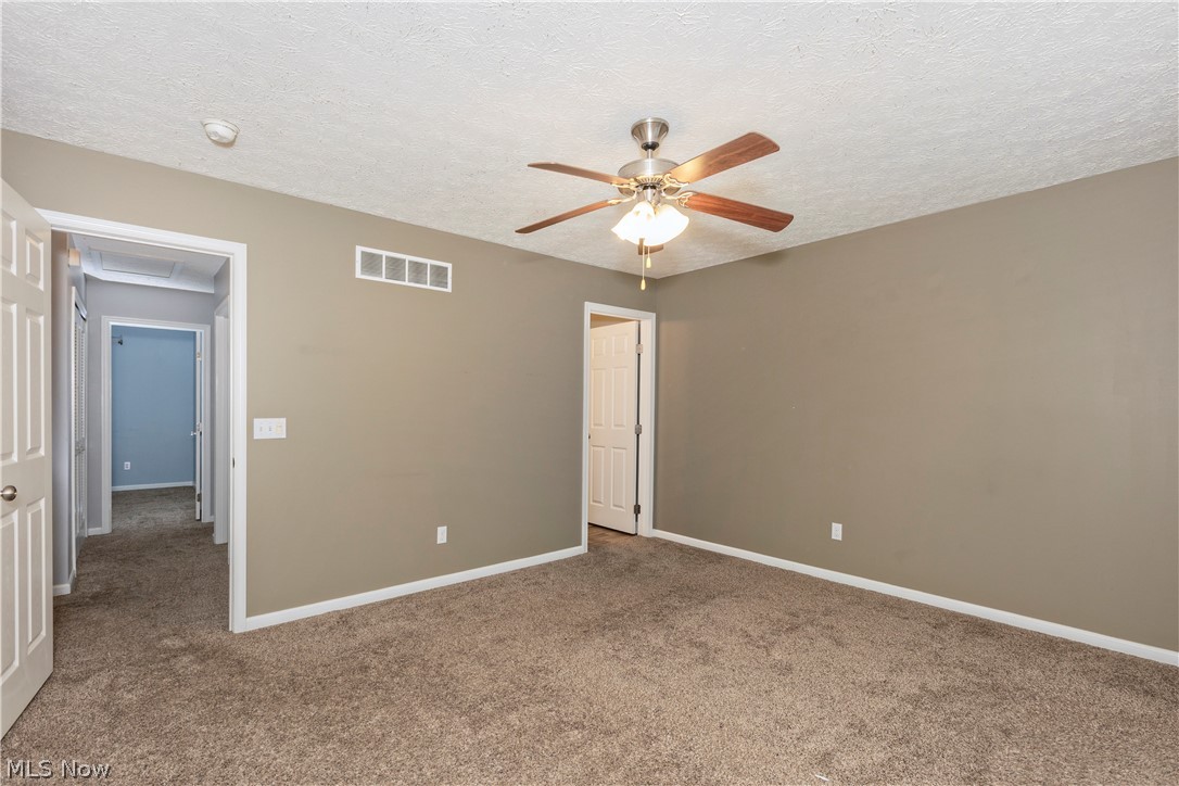 1344 Wellingshire Circle Cuyahoga Falls OH 44221