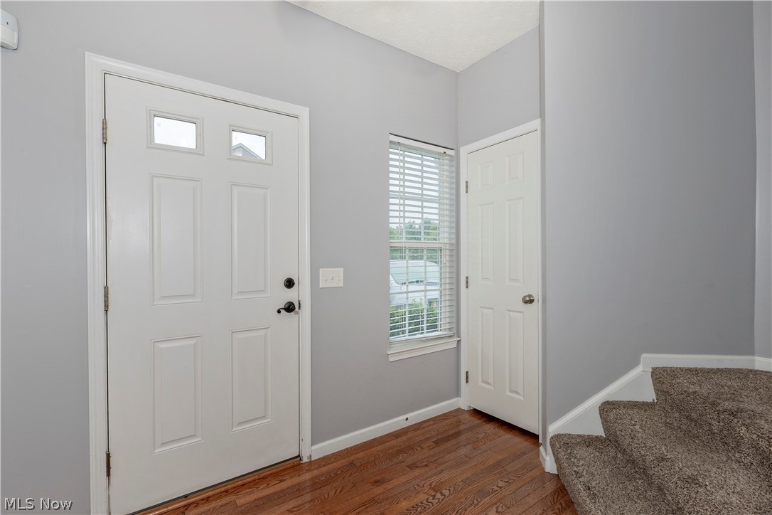 1344 Wellingshire Circle Cuyahoga Falls OH 44221