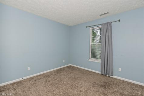 1344 Wellingshire Circle Cuyahoga Falls OH 44221