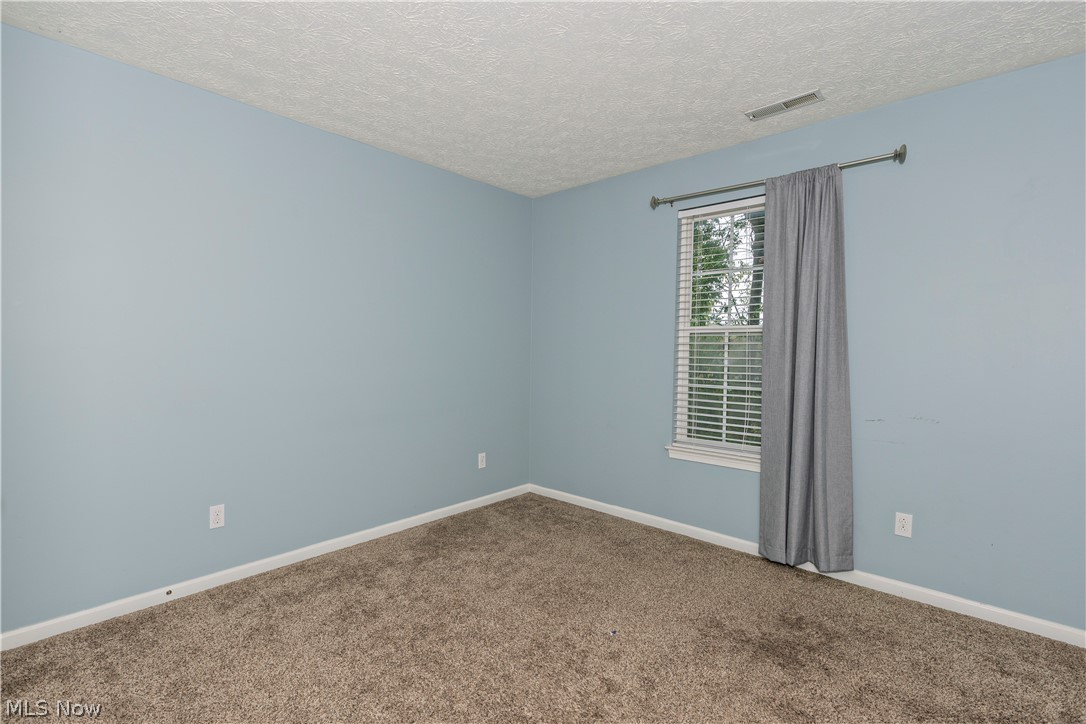 1344 Wellingshire Circle Cuyahoga Falls OH 44221