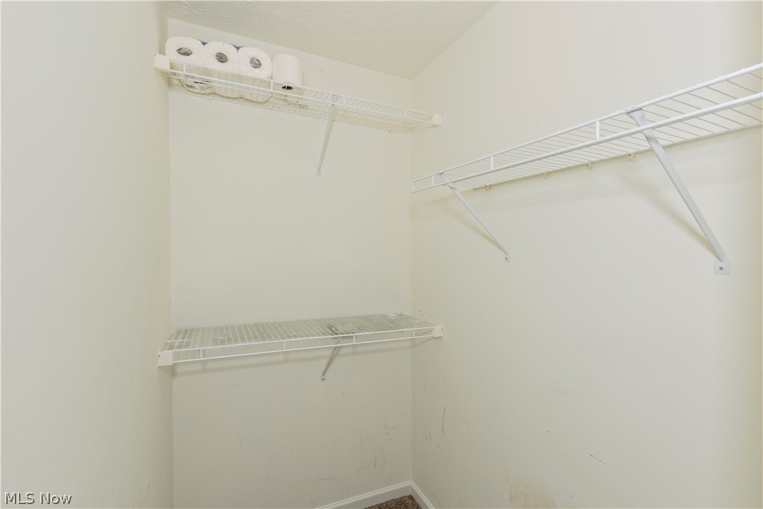 1344 Wellingshire Circle Cuyahoga Falls OH 44221