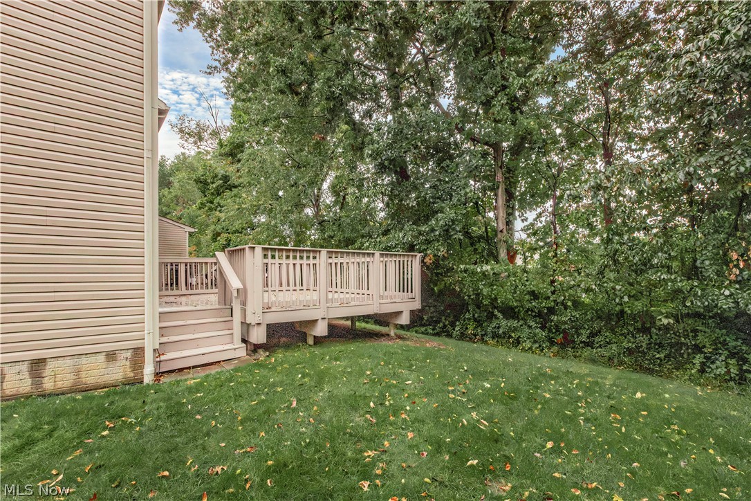 1344 Wellingshire Circle Cuyahoga Falls OH 44221