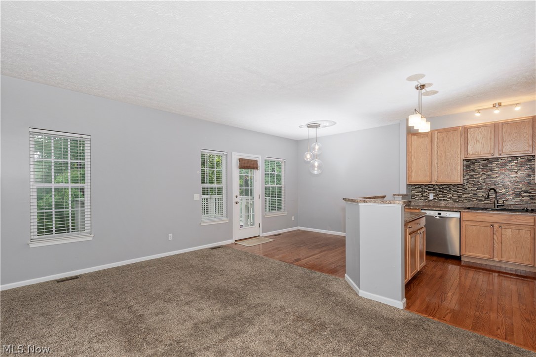 1344 Wellingshire Circle Cuyahoga Falls OH 44221