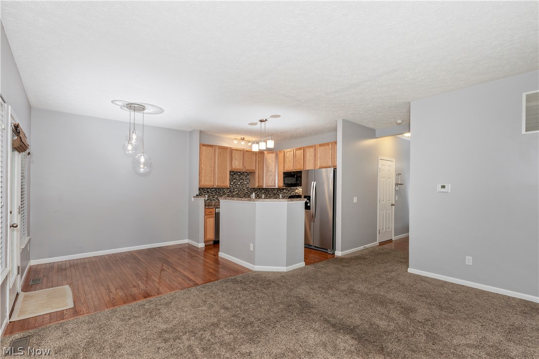 1344 Wellingshire Circle Cuyahoga Falls OH 44221