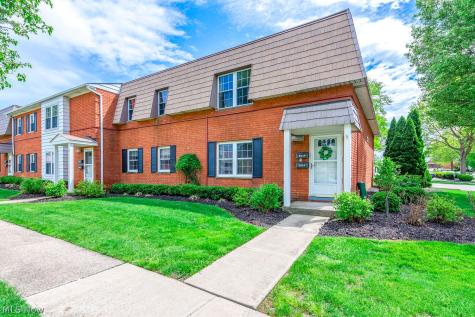 2847 Pease Drive Rocky River OH 44116
