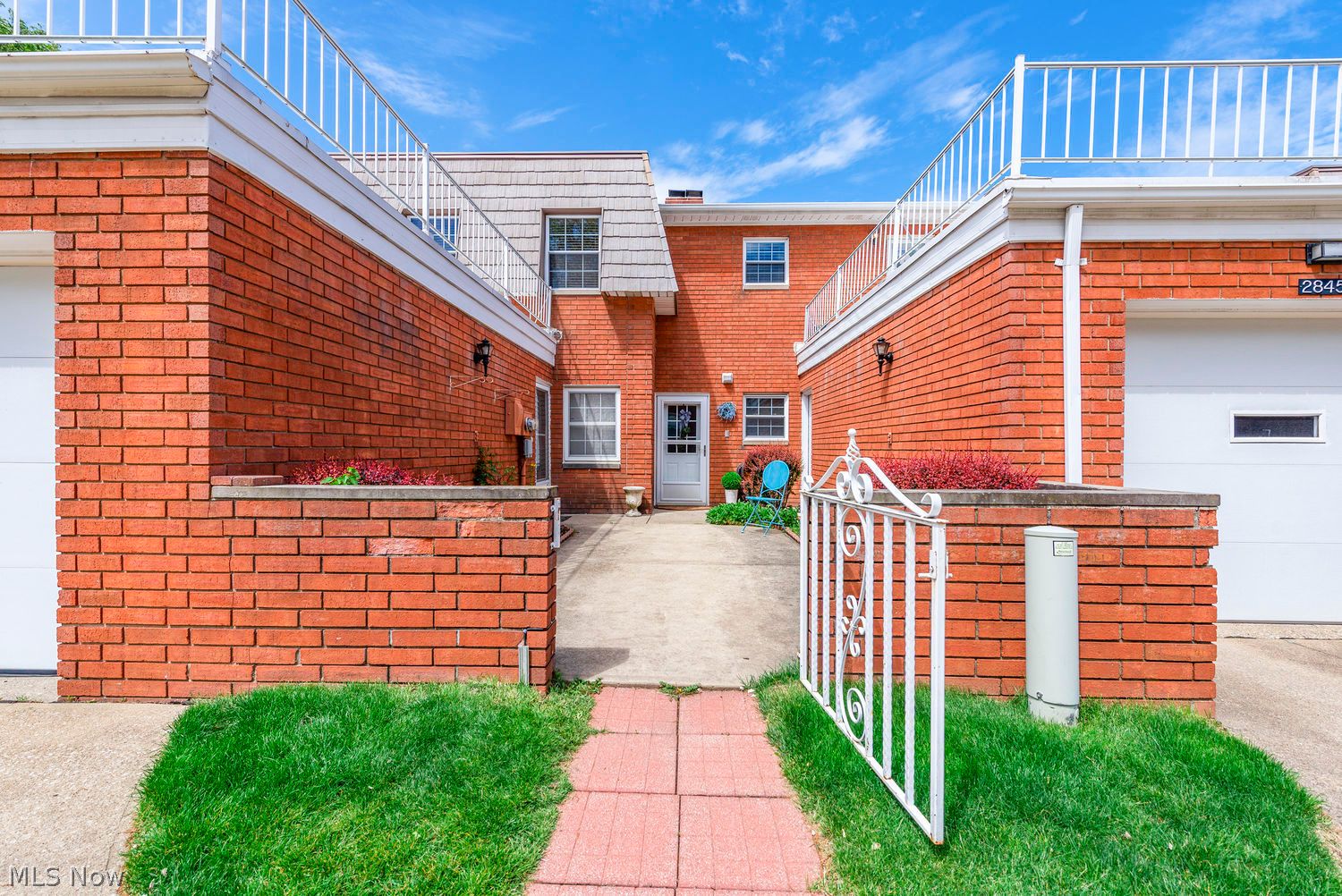 2847 Pease Drive Rocky River OH 44116
