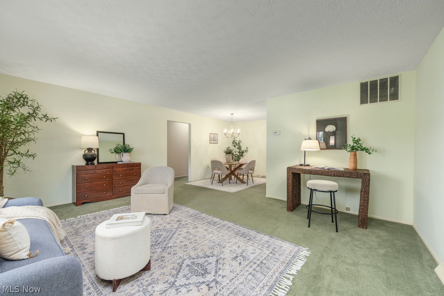 2847 Pease Drive Rocky River OH 44116