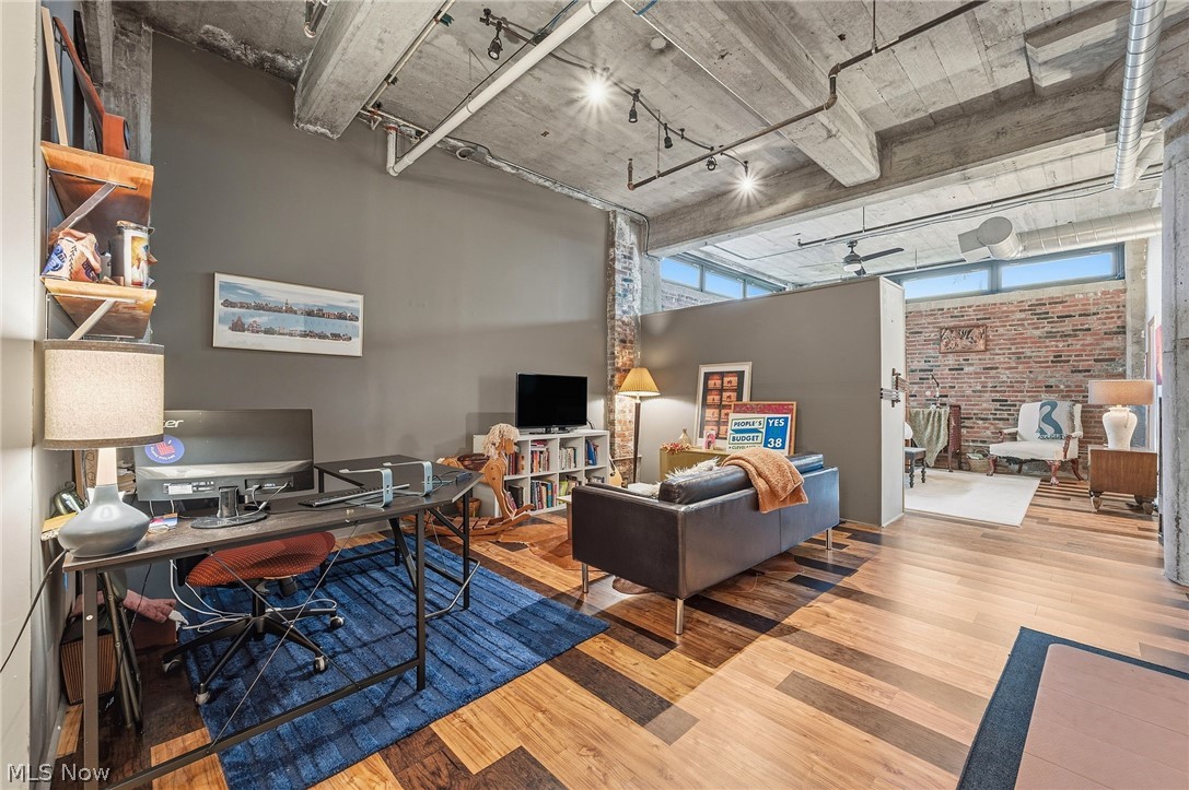 8205 Franklin Boulevard Cleveland OH 44102