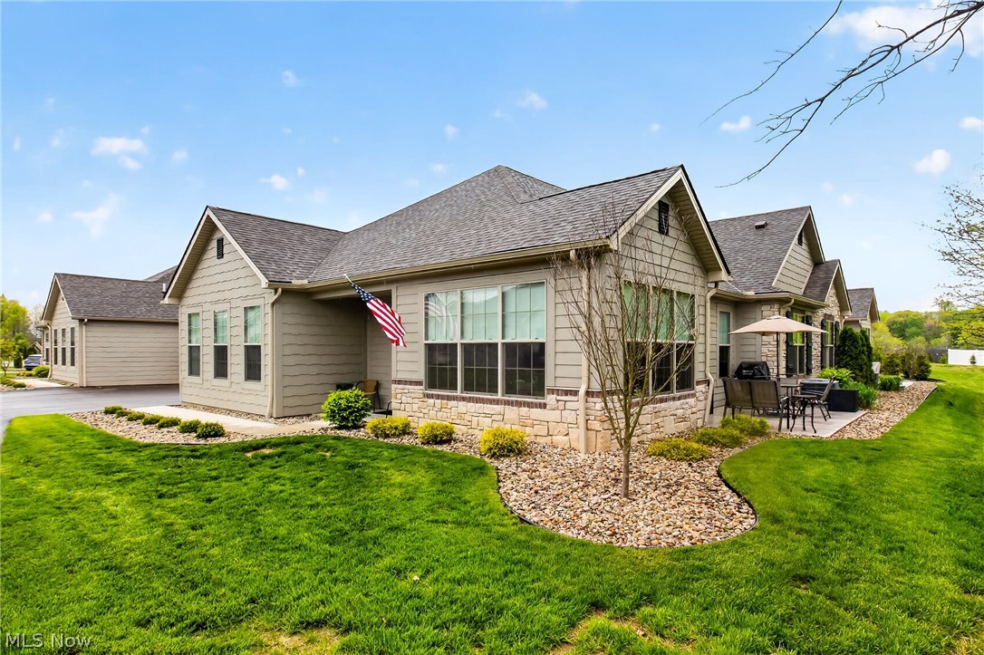 Poland OH, 9264 Sharrott Road, Unit 804