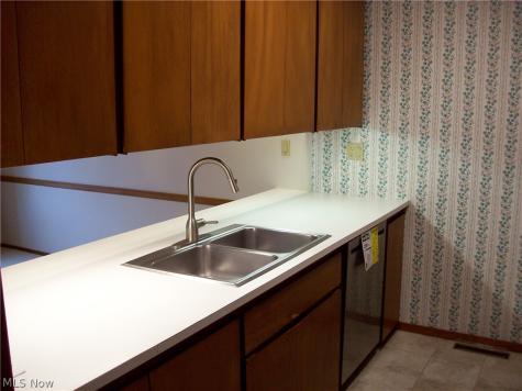 32665 Willow Brook Lane North Ridgeville OH 44039